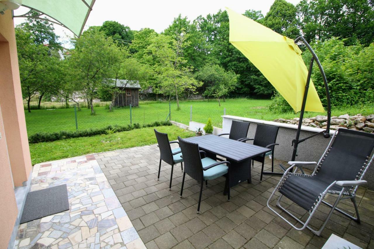 By Zec Apartament